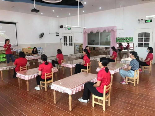 以技展風(fēng)采 規(guī)范促質(zhì)量——記壯壯教育集團(tuán)保育員技能考核與培訓(xùn)活動(dòng)